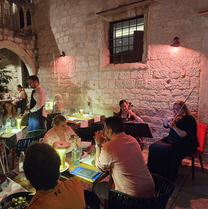  Violin and cello acoustic nights in 