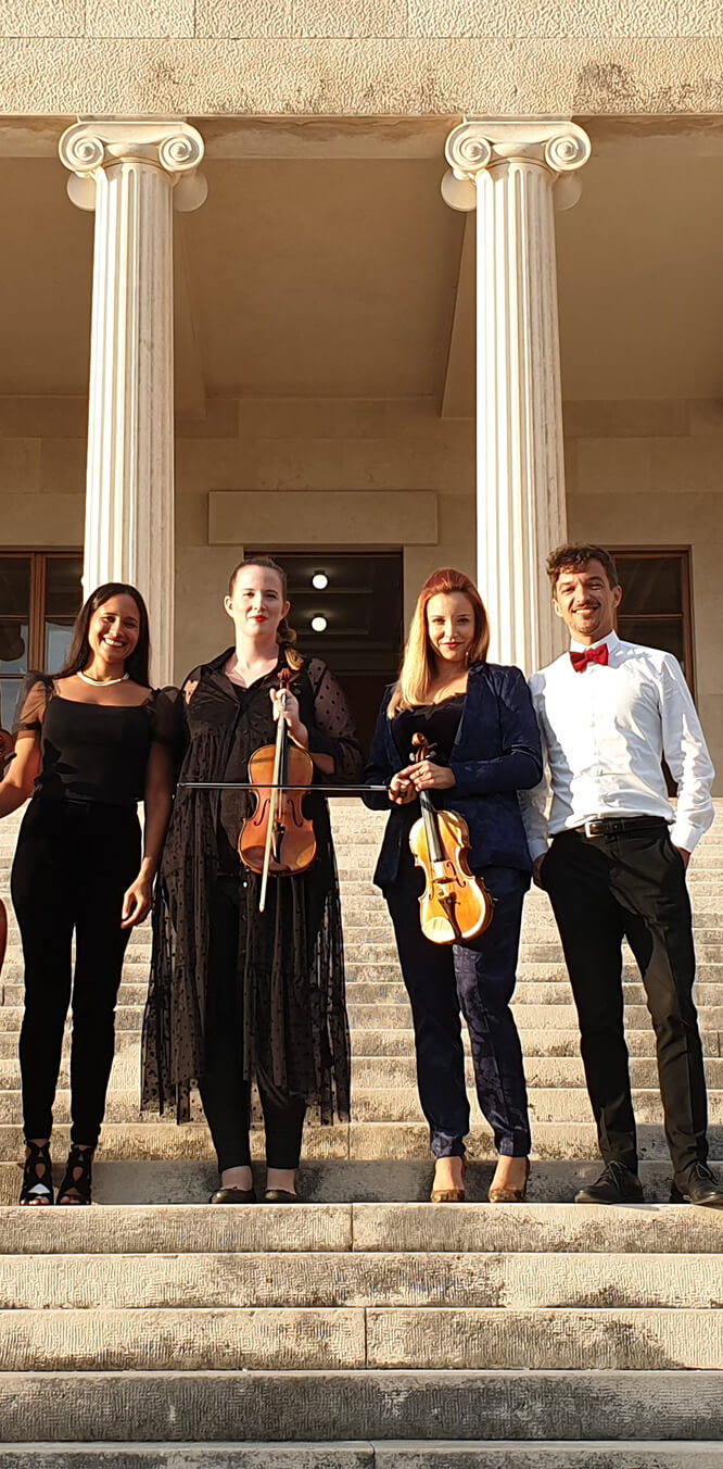 Classical musicians at a wedding in Meštrović Gallery, Split