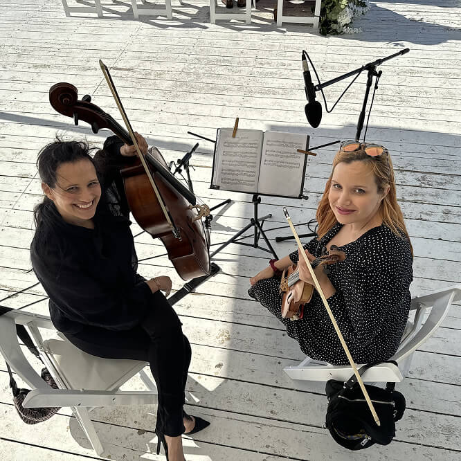 Wedding on a beach in Trogir with piano and string quartet